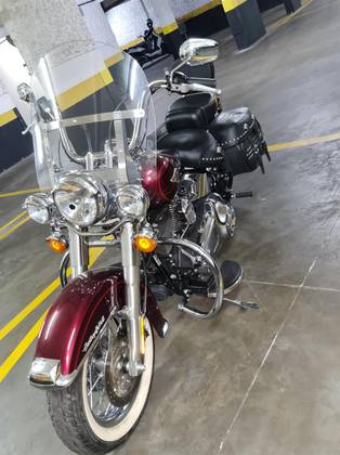 HARLEY-DAVIDSON SOFTAIL DELUXE 